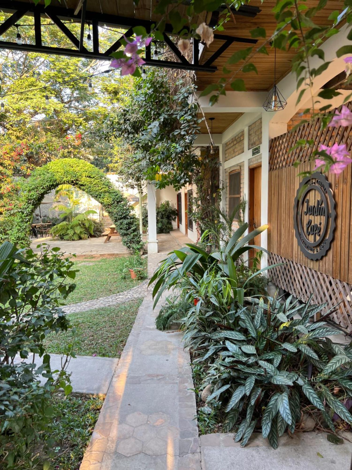 Jardin Cafe Hotel & Restaurant Gracias Eksteriør bilde